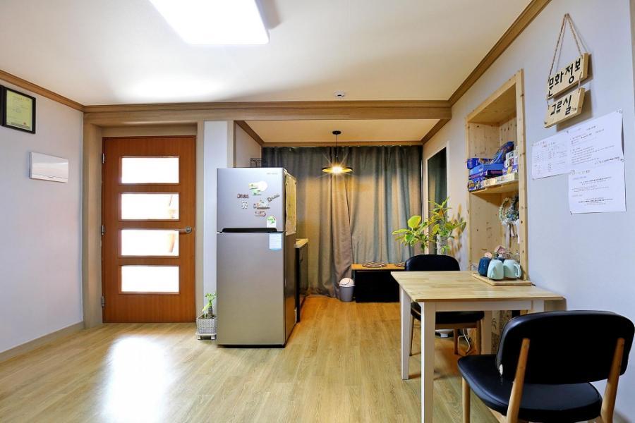 The Flower Road Guesthouse Suncheon Extérieur photo